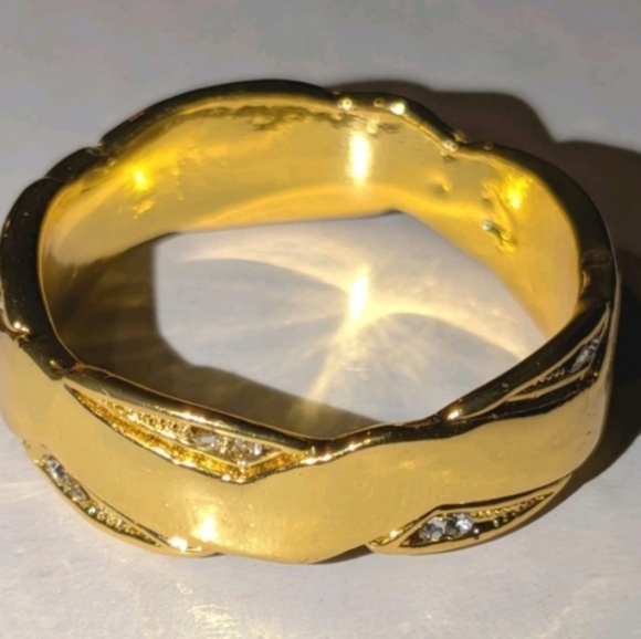 Elegant Mens Gold Plated Ring Sz 13 - Picture 15 of 16